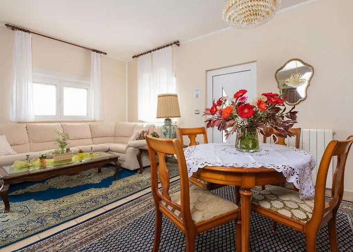 펜션 Sara By Interhome Zagorje